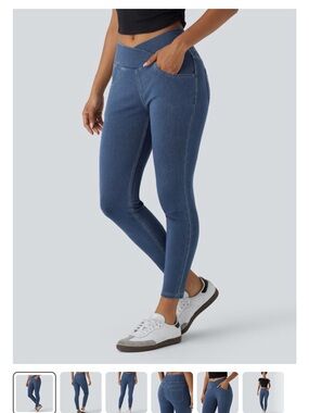 Halara Women's Blue Pull-On Jeggings - Comfortable Stretch Denim